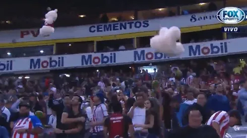 Volaron peleches en el gol de Macís.