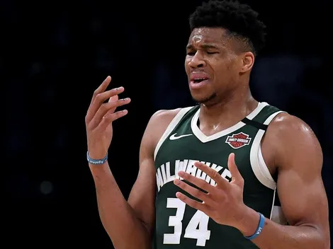 Antetokounmpo preocupa todos con su rodilla