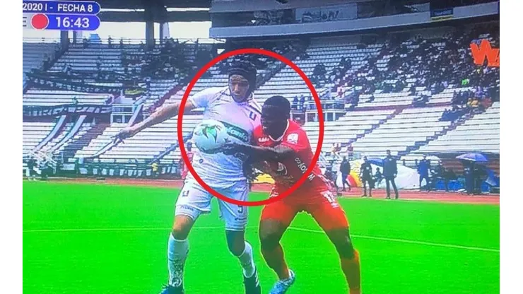 La polémica doble mano que le quitó un penalti al América