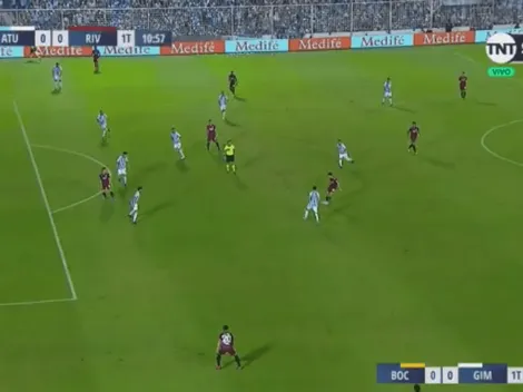 Parecía habilitado: Borré convirtió para River, pero el árbitro se lo anuló