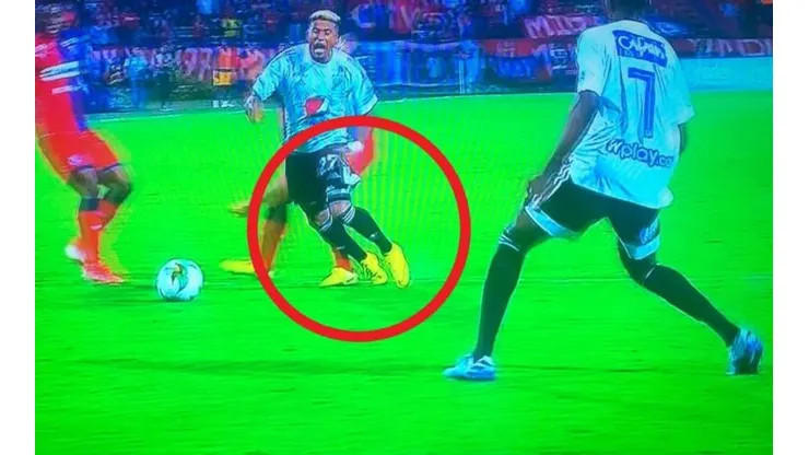 Robaron a Millonarios: claro penalti que no le sancionaron en Medellín
