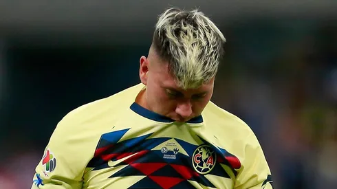 Castillo sigue de cerca a sus compañeros a pesar de la lesión.