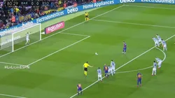 Lionel Messi cruzó el remate.