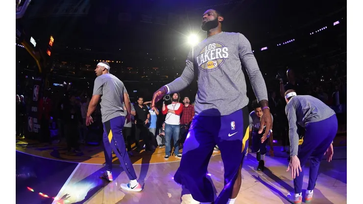Los Lakers volverán a playoffs luego de siete años