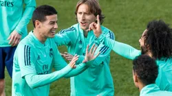 James Rodríguez con Luka Modric y Marcelo en un entrenamiento del Real Madrid.