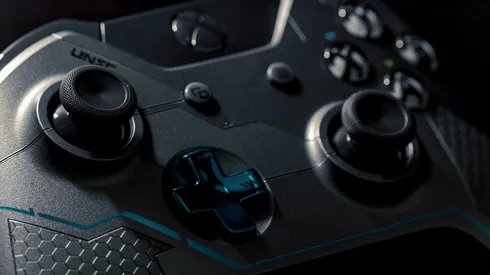 Nueva patente del mando de Xbox Series X revela sticks personalizables