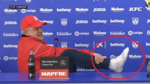 El peculiar consejo del Vasco Aguirre a la prensa en plena conferencia