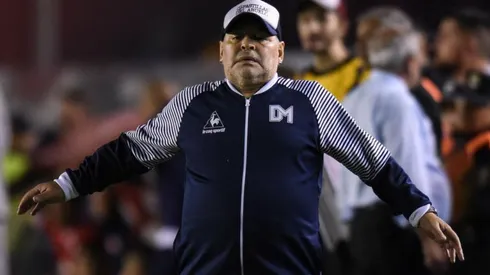 Doble Amarilla: el fútbol femenino de Boca se niega a recibir a Maradona