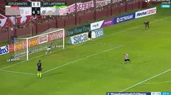 ¡Mascherano tiró el penal por arriba y Estudiantes quedó afuera con Laferrere!