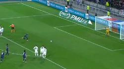 Quisieron poner nervioso a Neymar, pero él respondió con un golazo de penal