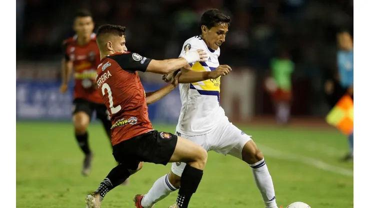 Boca tuvo todo para ganarlo, pero Caracas arañó el empate por un golazo