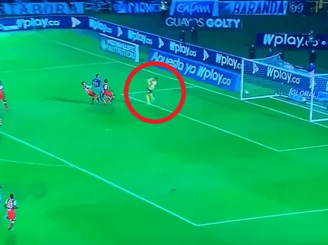 El tremendo disparo de Mackalister que le rompió la nariz al arquero de Santa Fe