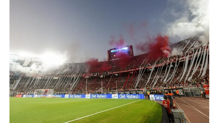 Foto del Monumental en el choque ante Defensa.