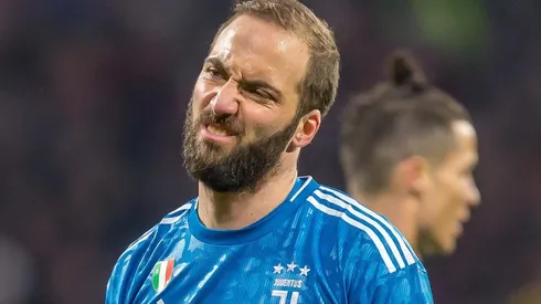 Le preguntaron a los de Bilbao por la llegada de Higuaín: "Dejo de ser socio"