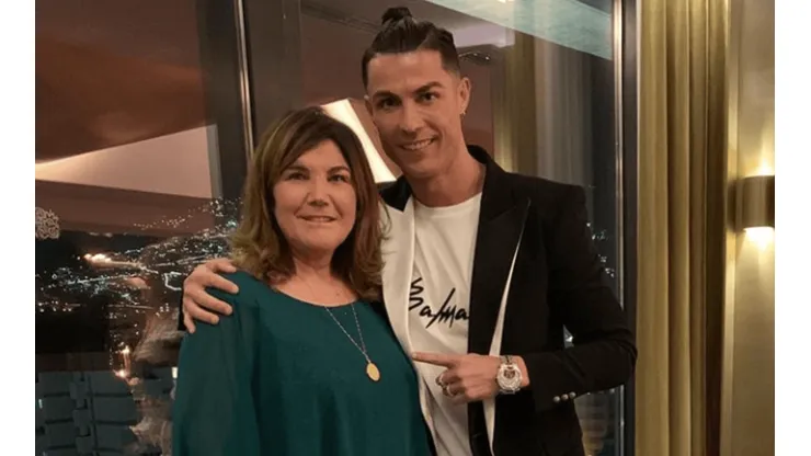 Cristiano no se entrenó y viajó a Portugal para estar con su madre