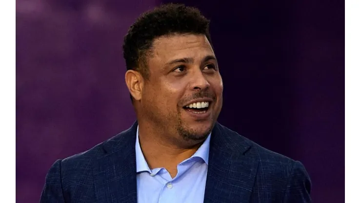 Ronaldo le regaló celulares y boletos de avión a sus jugadores