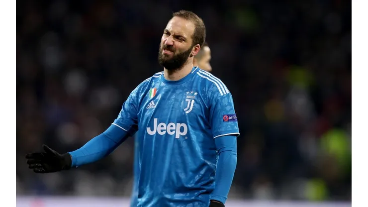 Se aproxima el final del contrato de Higuaín con Juventus.