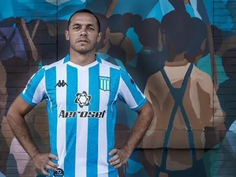 Chelo Díaz presentó la nueva camiseta de Racing con una cargada para los de Independiente