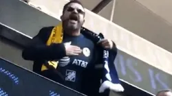 Aficionado del América asiste a ver al Wolves de Jiménez