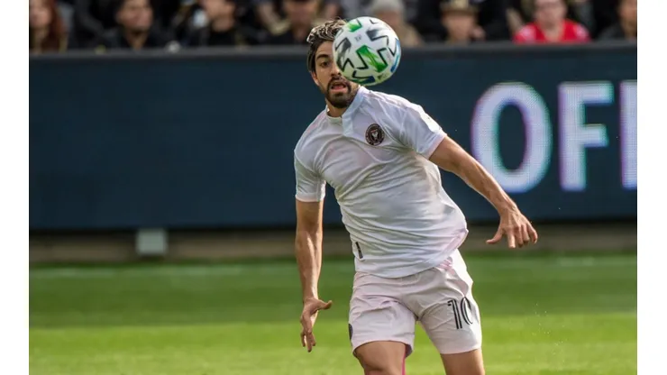 El insólito gol que falló Pizarro en su debut con Inter Miami