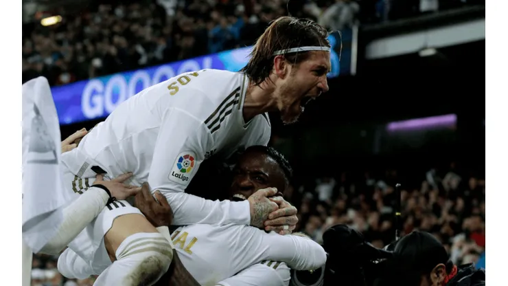 Real Madrid se quedó con el clásico ante Barcelona y le arrebató la punta de LaLiga