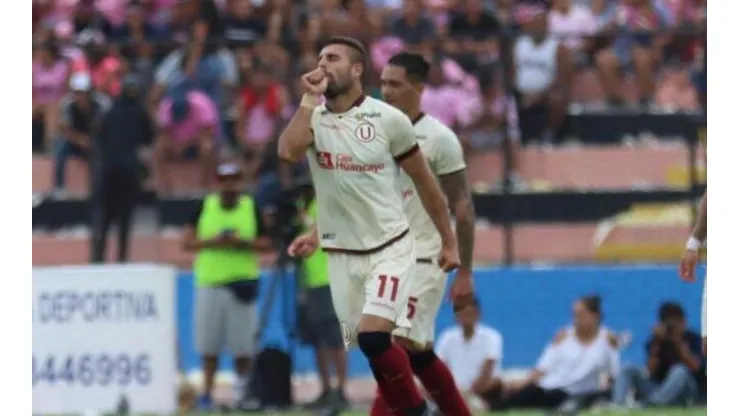 Urruti hizo un gol de larga distancia en la primera mitad.