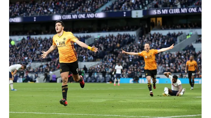 Raúl Jiménez le dio la victoria a Wolverhampton sobre Tottenham