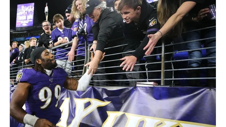 Los Ravens planean darle la etiqueta de franquicia a Matthew Judon