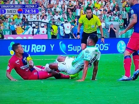 El terrible planchazo de Jefferson Duque: roja directa y a las duchas