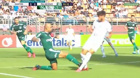 La terrible entrada de Felipe Melo.