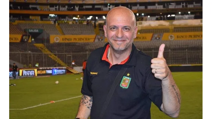 Gabriel Cosenza en Deportivo Cuenca.