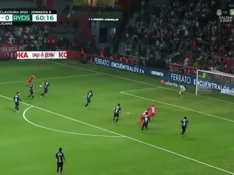 No para: Leo Fernández sacó un zurdazo imponente para el primer gol del Toluca
