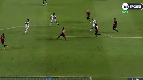 El muy buen remate de Sebastián Villa.