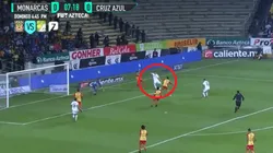 Jonathan Rodríguez anotó un golazo para Cruz Azul.