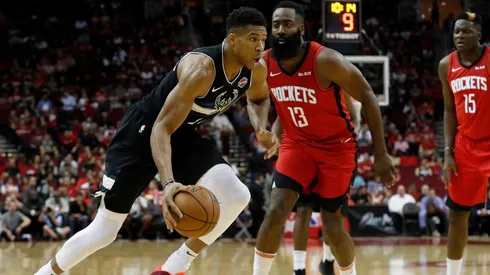 Sigue la guerra: James Harden volvió a meterse con Giannis Antetokounmpo