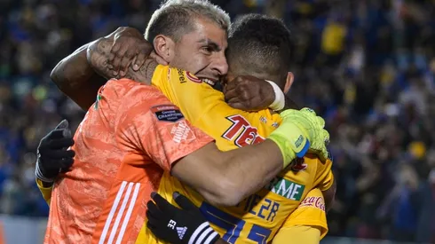 Nahuel Guzmán anotó un gol que va a ser recordado por toda la afición de Tigres.