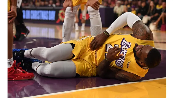 LeBron James se volvió a lesionar la ingle