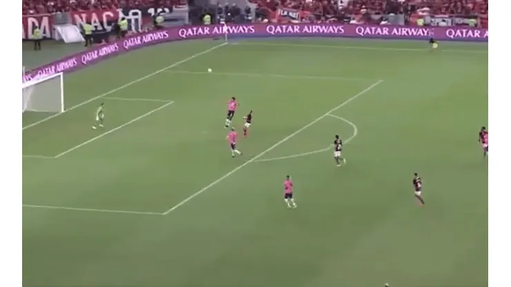 No fue gol en contra de milagro, pero apareció Gabigol para el primero de Flamengo