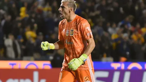 Increíble la reacción de los fanáticos de Tigres al gol del Patón.