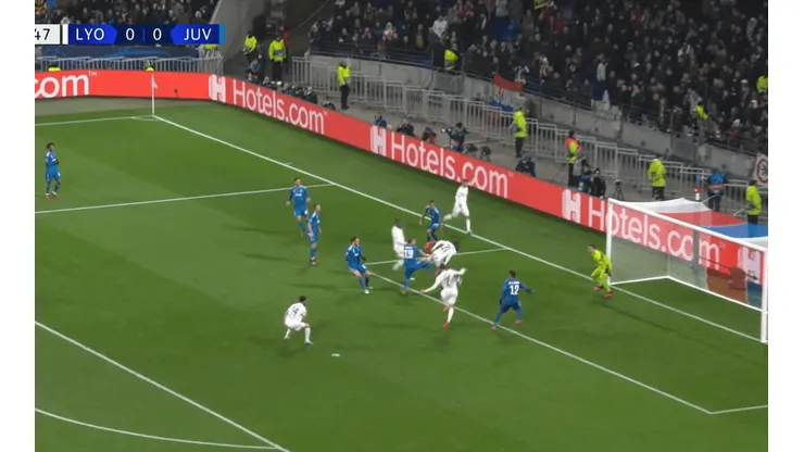 Hermosa jugada colectiva y Lyon le gana 1-0 a Juventus por la Champions