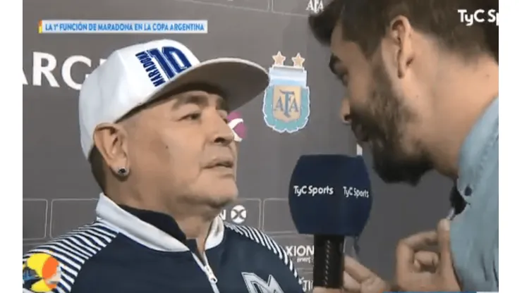 La épica respuesta de Maradona sobre darle un abrazo a Riquelme