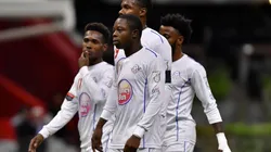 Enorme gesto de la afición de Cruz Azul con los jugadores de Portmore United