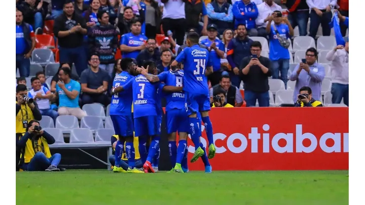 Cruz Azul cumplió con la lógica, goleó a Portmore y accedió a cuartos