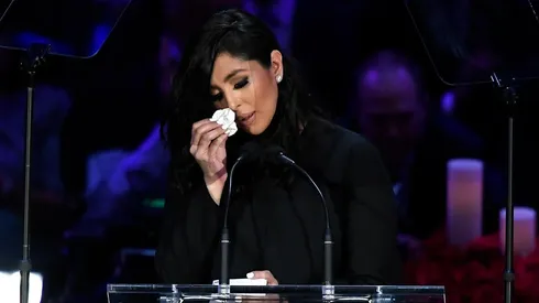 Vanessa Bryant demanda compañía de helicópteros por muerte de Kobe