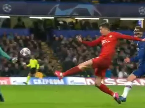 Se hizo gigante: Willy Caballero le tapó un mano a mano a Lewandowski