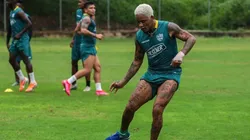 Michael Arroyo en un entrenamiento de Barcelona.