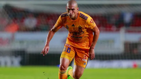 Jorge Torres Nilo le brindó afecto a Bernardo Gradilla.