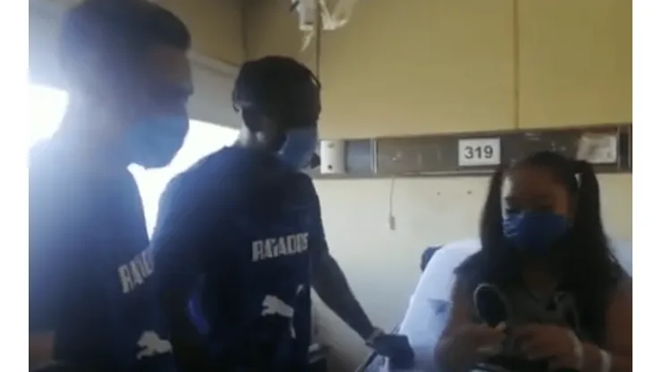 ¡Emotivo! Jugadores de Rayados visitan a niños con cáncer