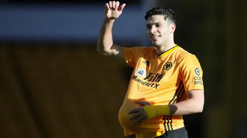Raúl Jiménez es muy querido en Wolverhampton.