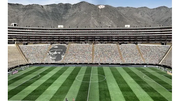 El estadio Monumental es el que más capacidad tiene en el país.